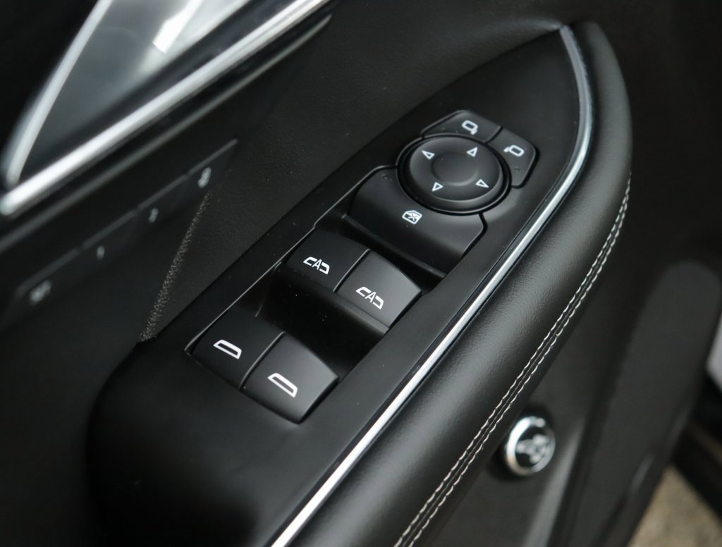 2023 Buick Envision Essence photo 21