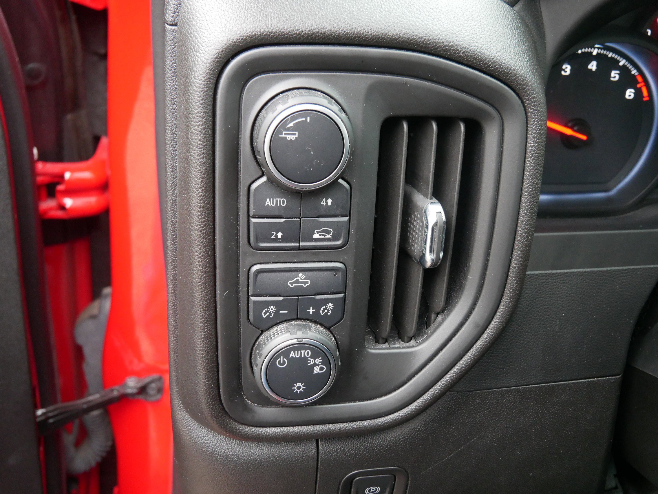 2022 Chevrolet Silverado 1500 Custom photo 19