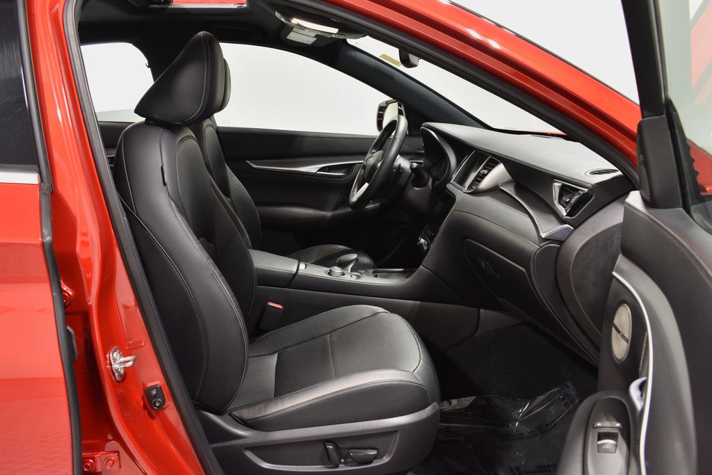 2022 Infiniti QX55 Essential photo 29