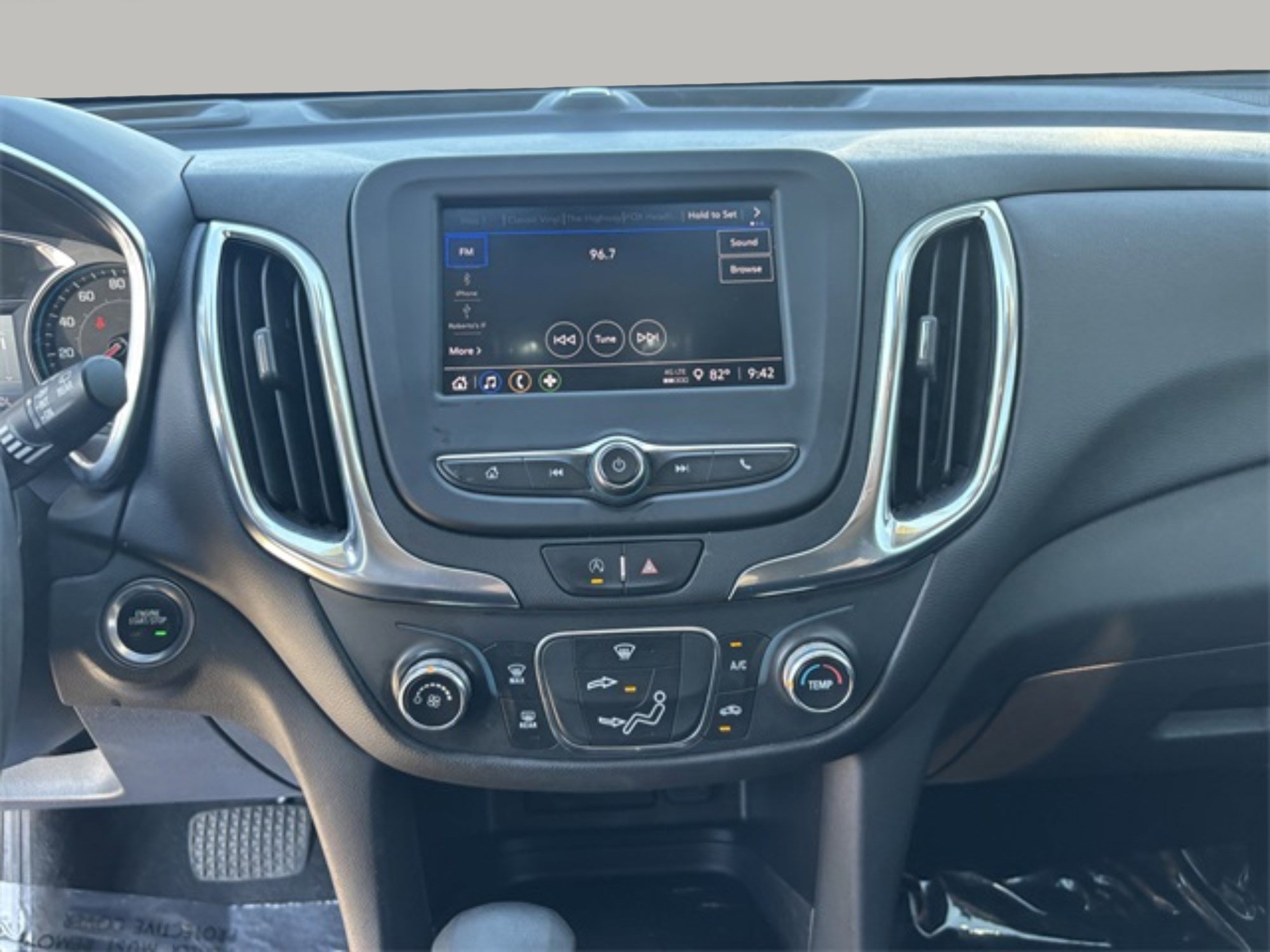 2022 Chevrolet Equinox LT photo 16