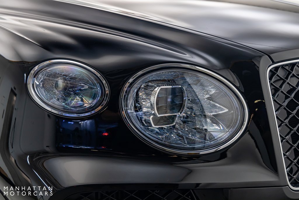 2024 Bentley Bentayga EWB photo 9