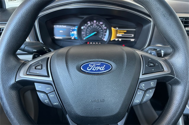 2018 Ford Fusion SE photo 24