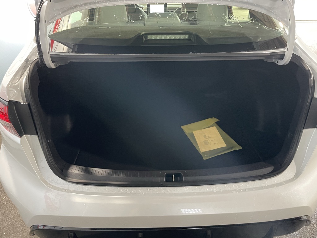 2025 Toyota Corolla SE photo 16