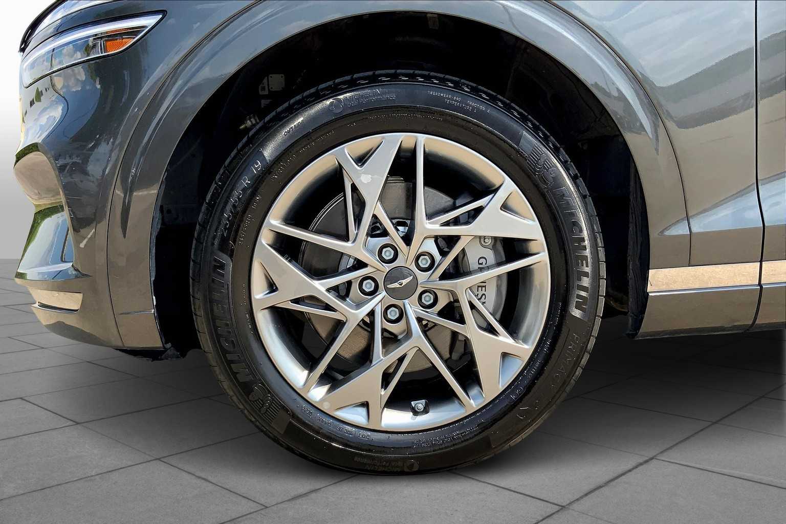 2025 Genesis GV70 2.5T photo 9