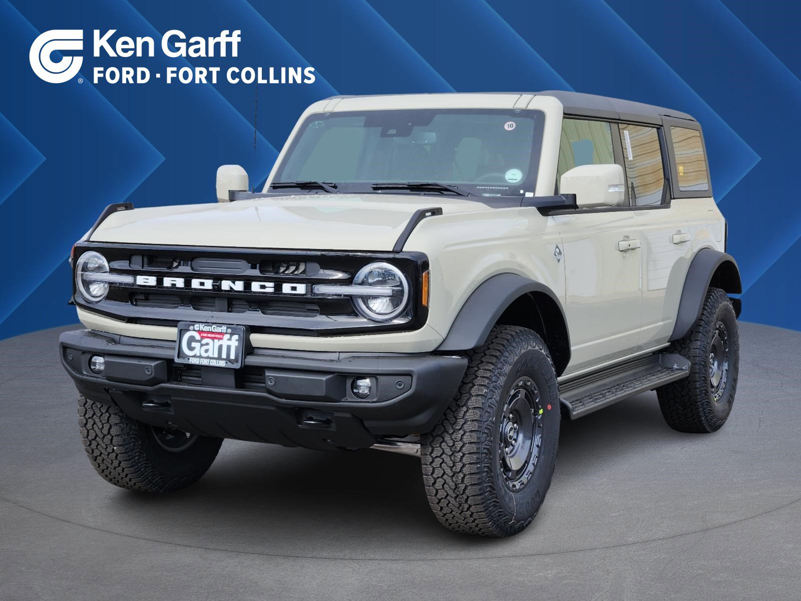 2025 Ford Bronco 4-Door Outer Banks's photo