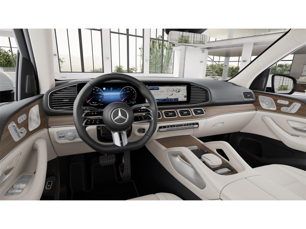 2026 Mercedes Benz GLS 450 4MATIC photo 2