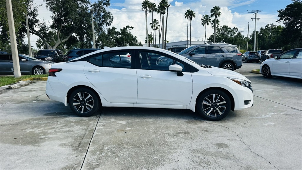 2025 Nissan Versa SV photo 8