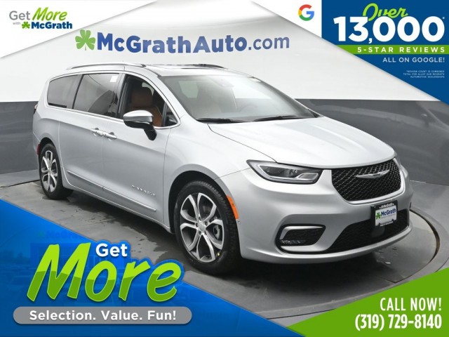 2026 Chrysler Pacifica Pinnacle's photo