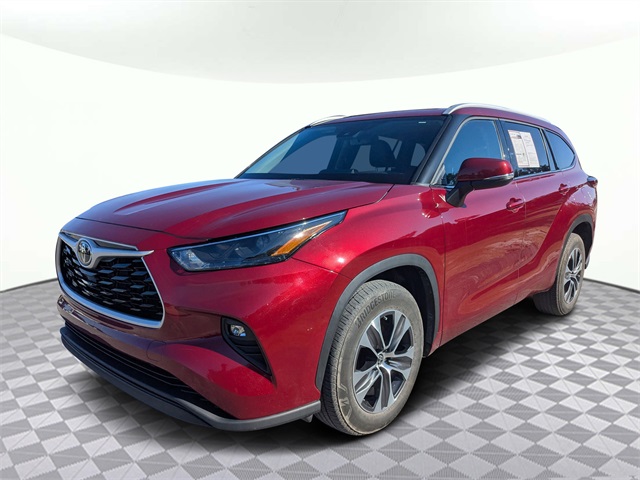 2022 Toyota Highlander XLE photo 8