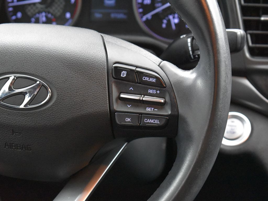 2020 Hyundai Elantra Value Edition photo 15