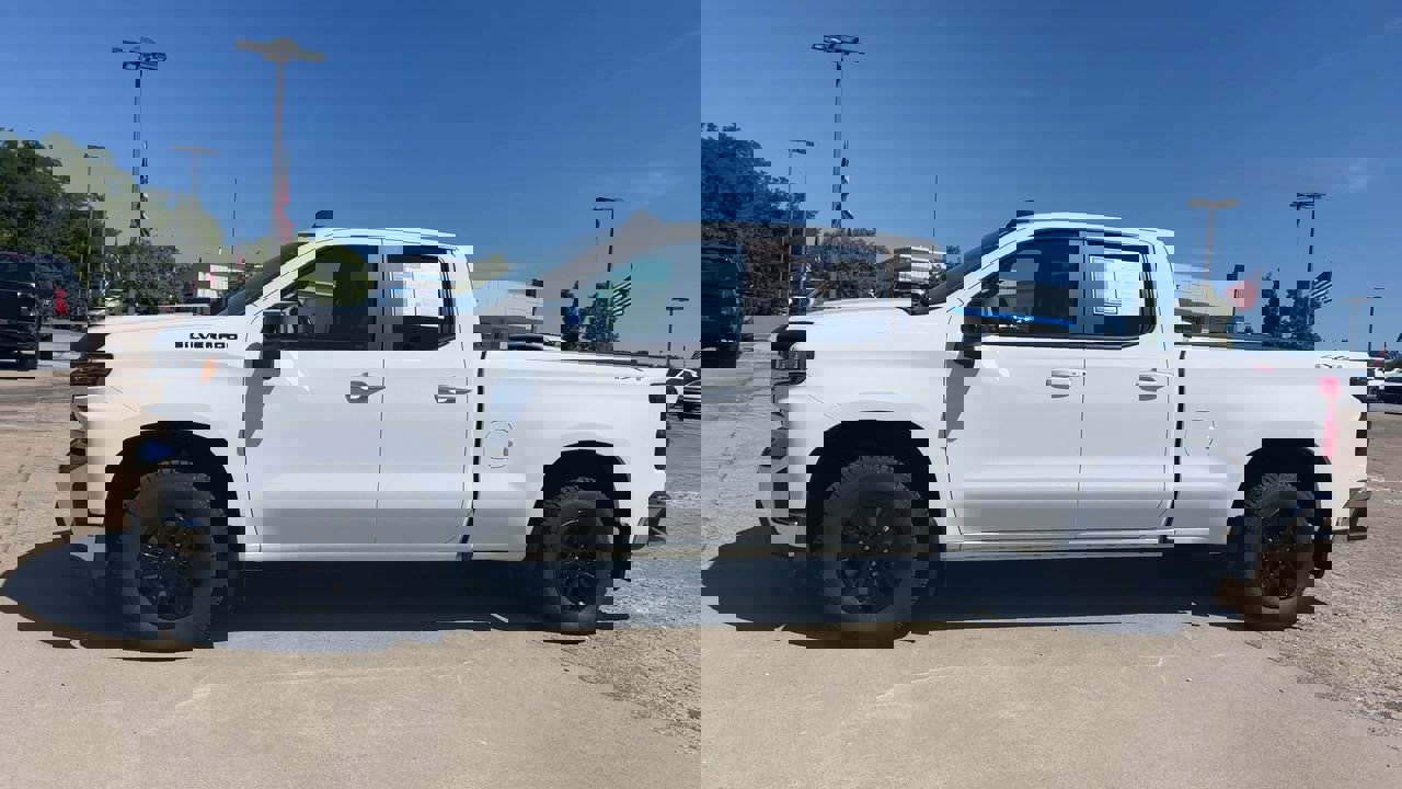 2020 Chevrolet Silverado 1500 LT photo 5