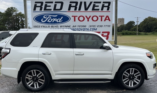 2020 Toyota 4Runner Limited's photo