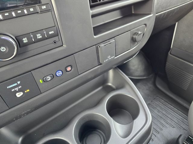 2025 Chevrolet Express 2500 Work Van photo 18