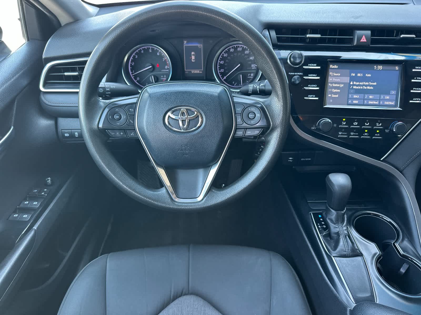 2018 Toyota Camry LE photo 13