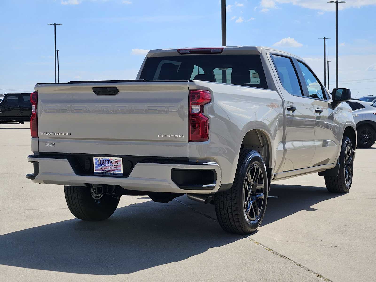 2026 Chevrolet Silverado 1500 Custom photo 4