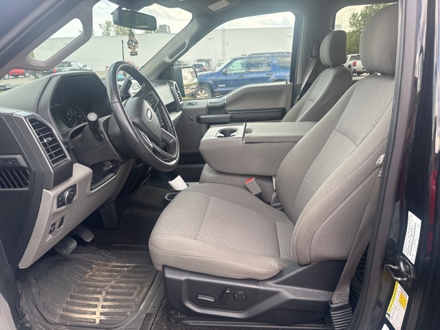 2019 Ford F-150 XLT photo 4