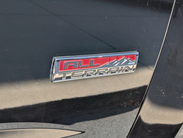 2015 Gmc Canyon SLE photo 27