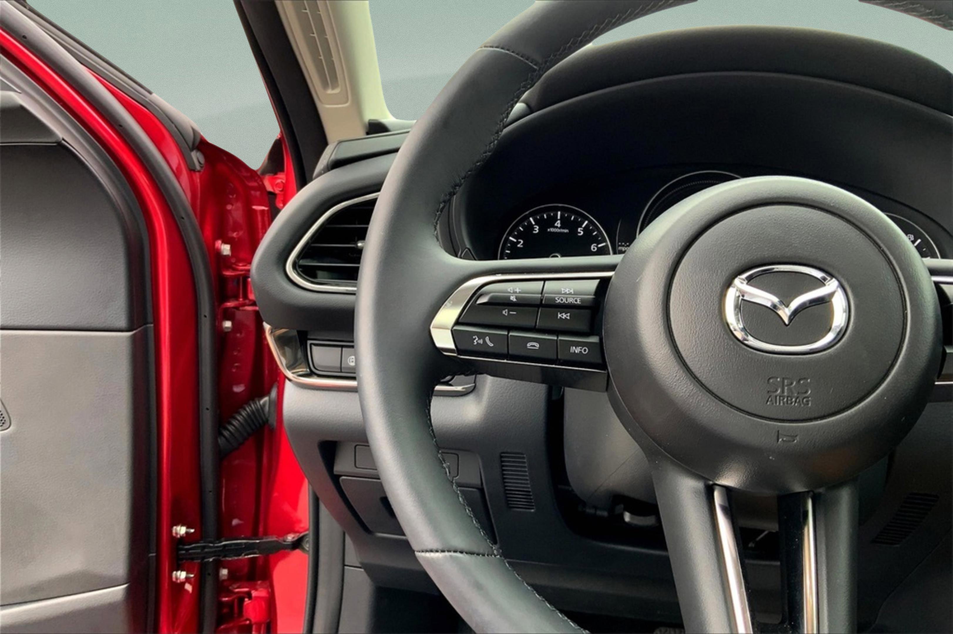 2025 Mazda CX-30 2.5 S Preferred photo 17
