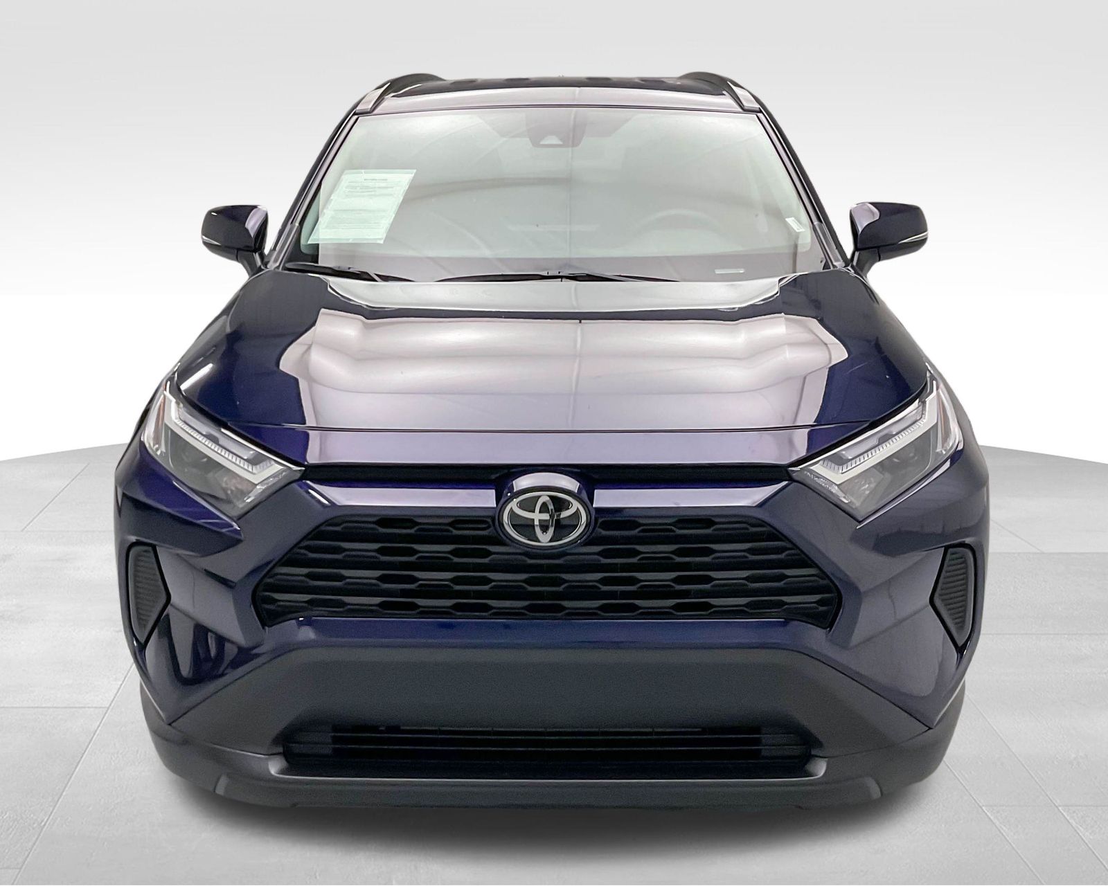2024 Toyota RAV4 XLE photo 2