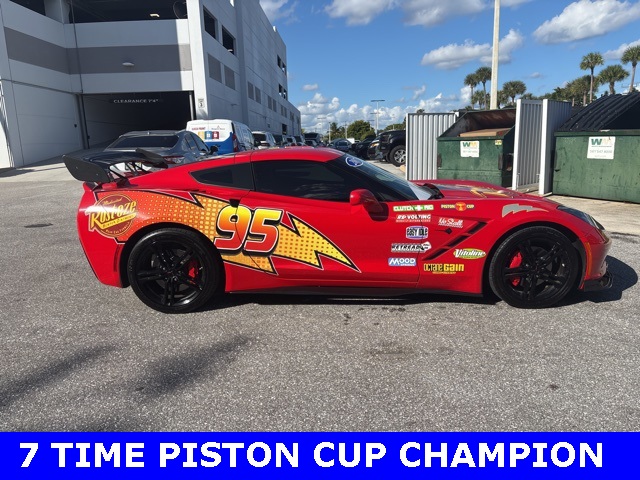 2017 Chevrolet Corvette Stingray 1LT photo 2