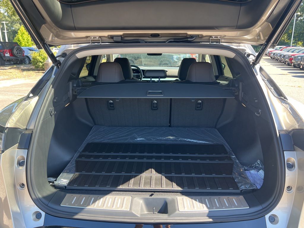 2025 Nissan Murano Platinum photo 15