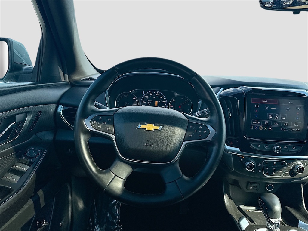2023 Chevrolet Traverse Premier photo 13
