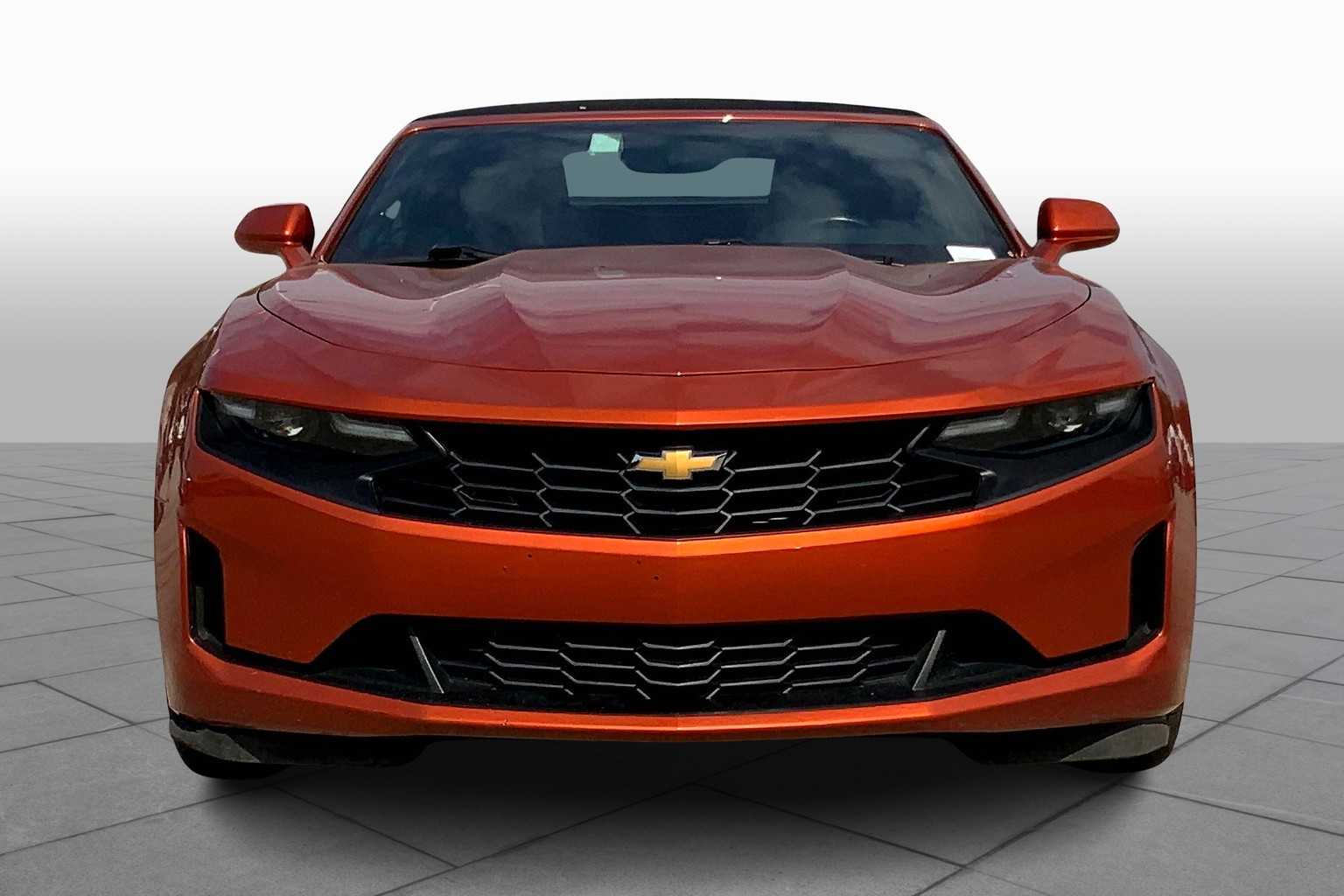 2023 Chevrolet Camaro 1LT photo 3