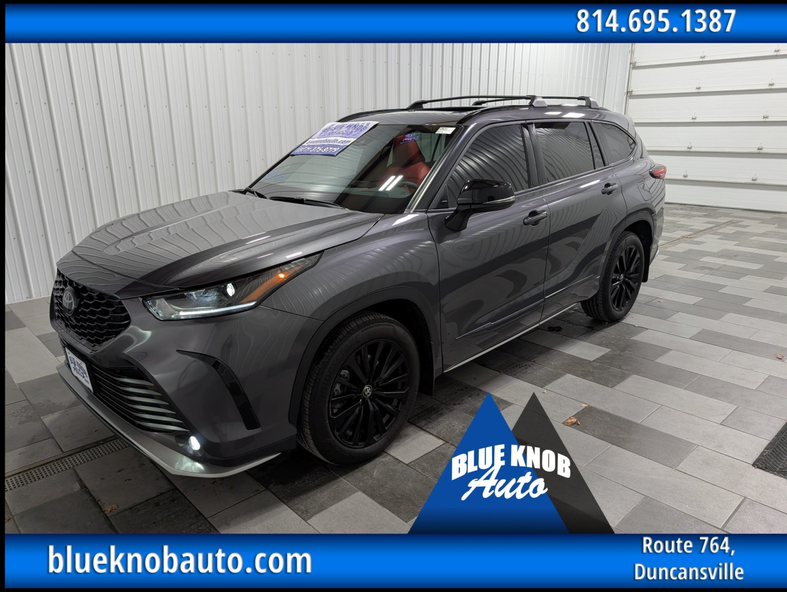 2025 Toyota Highlander XSE's photo