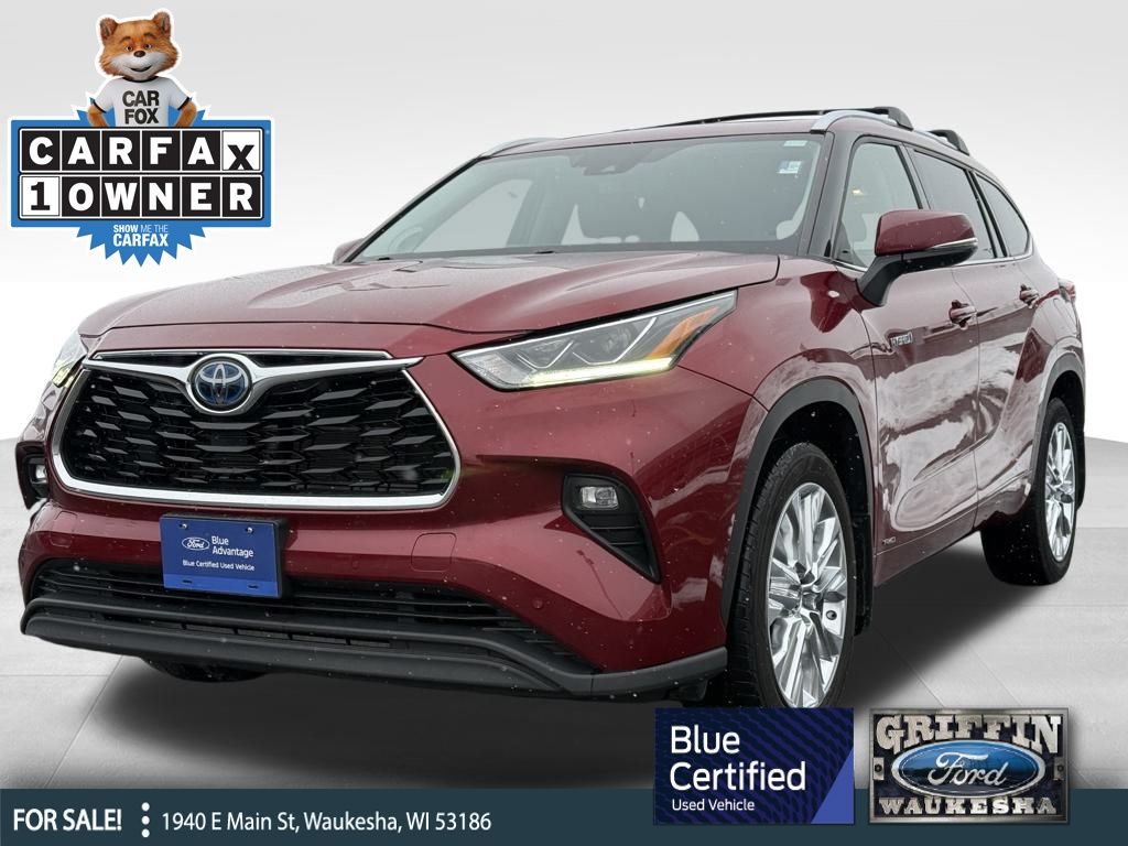 2021 Toyota Highlander Limited's photo