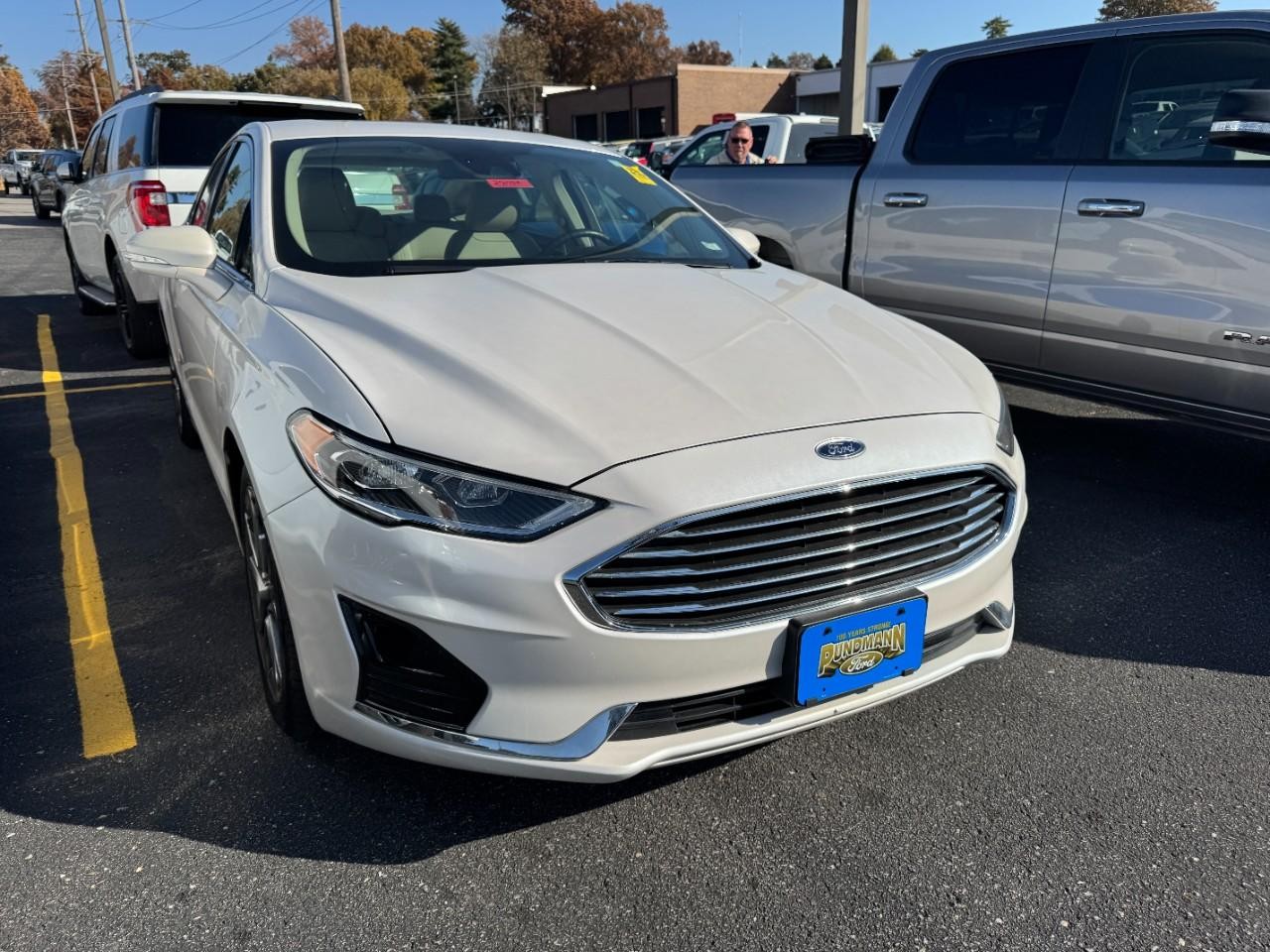 2019 Ford Fusion SEL photo 2