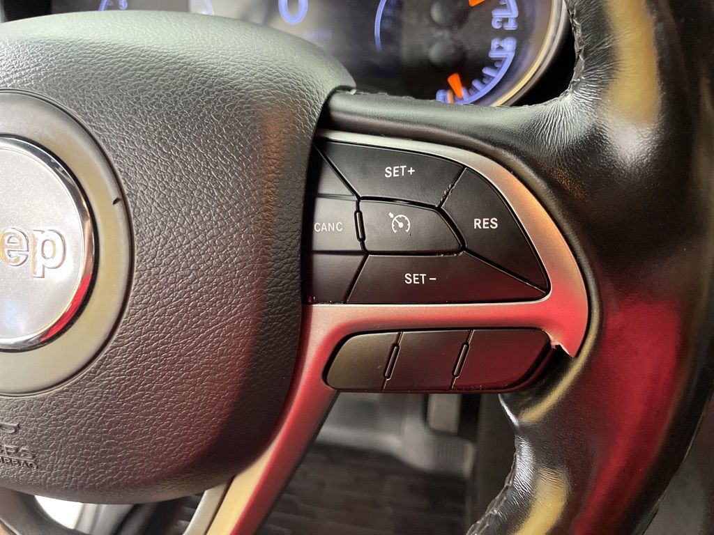2020 Jeep Grand Cherokee Altitude photo 23