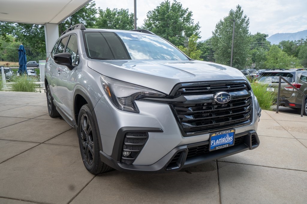 2025 Subaru Ascent Onyx Edition Touring photo 6