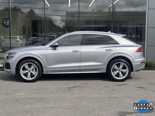 2022 Audi Q8 55 Premium Plus photo 3