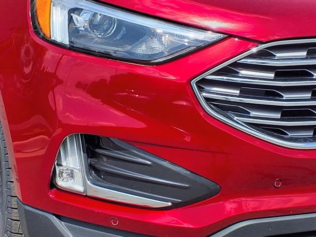 2024 Ford Edge Titanium photo 27