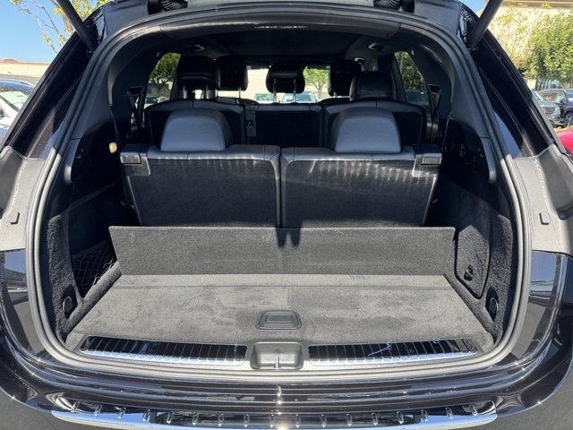 2026 Mercedes Benz GLE 450 4MATIC photo 3