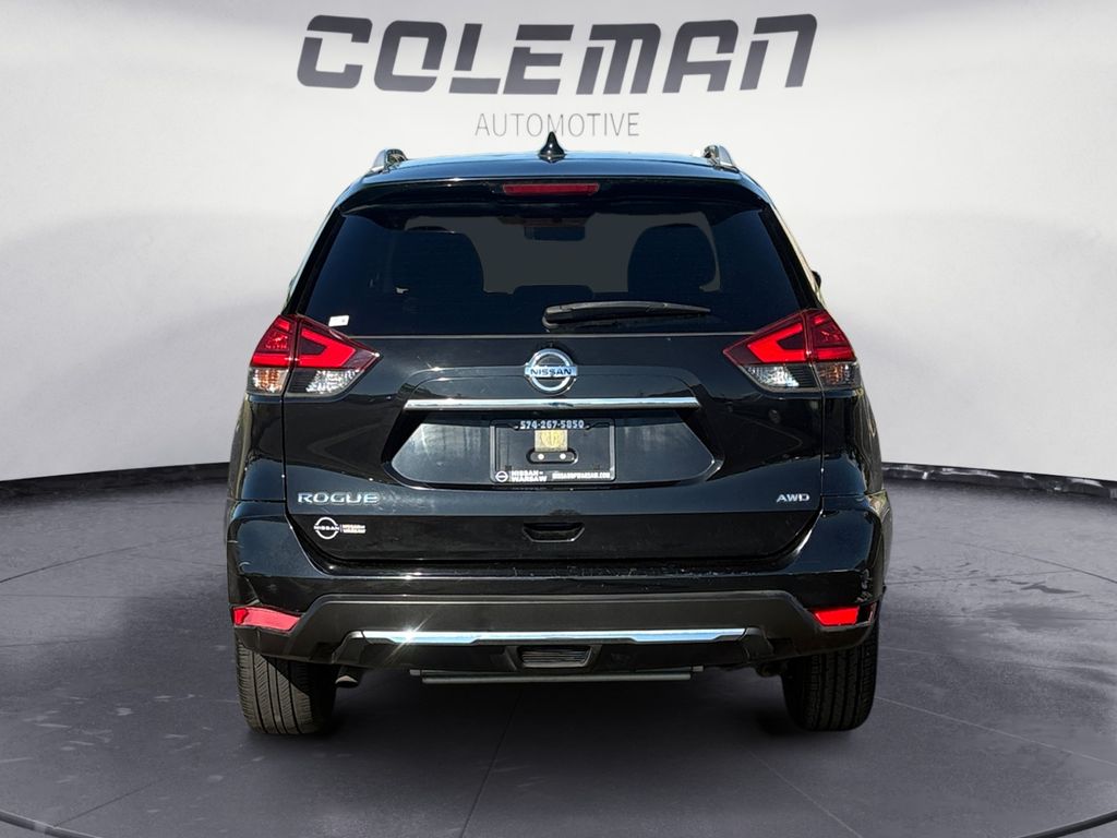 2017 Nissan Rogue S photo 4