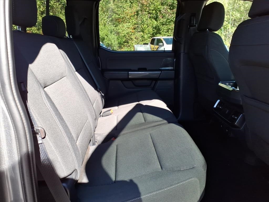 2023 Ford F-150 XLT photo 12