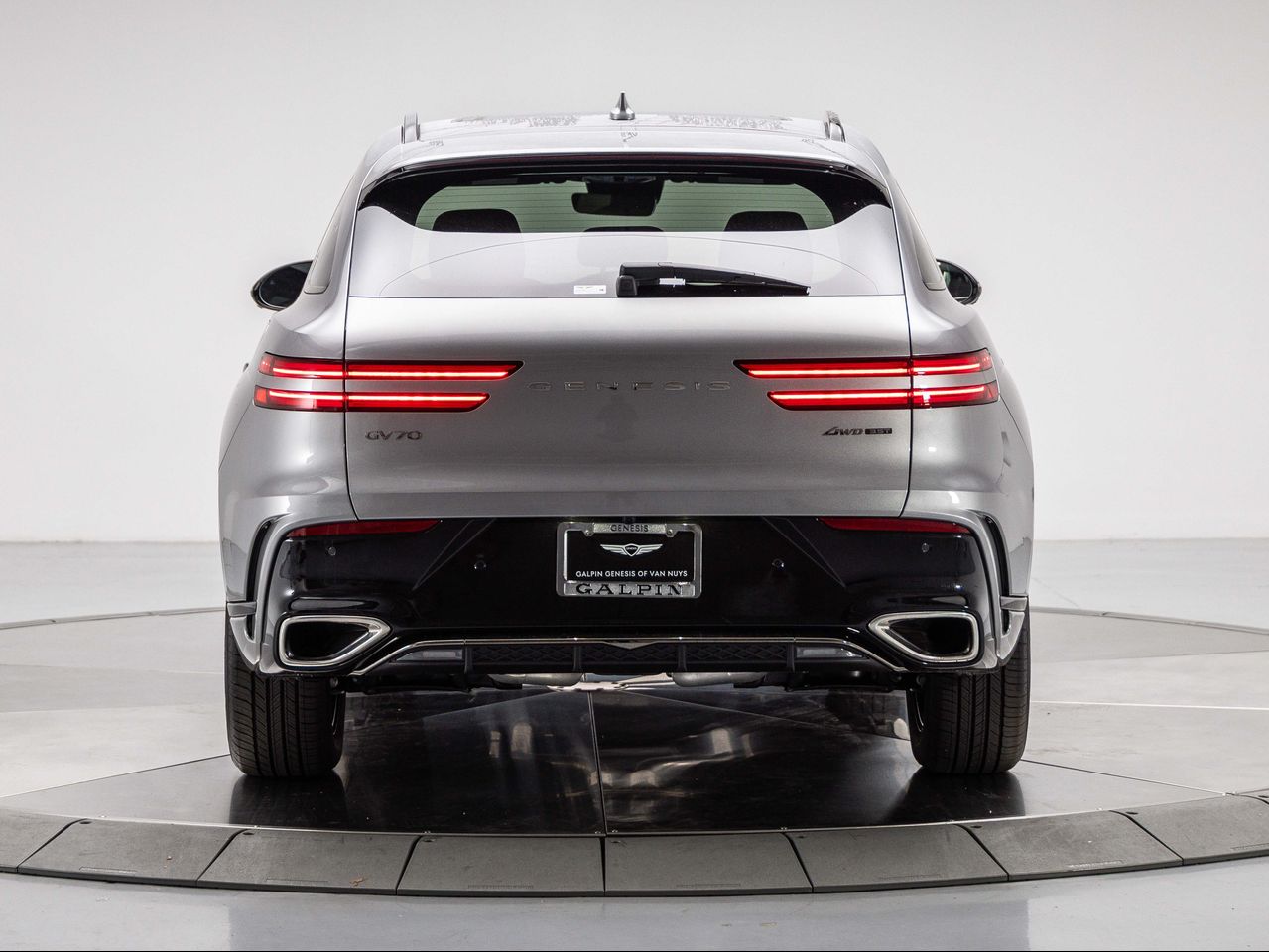 2026 Genesis GV70 3.5T Sport Advanced photo 4