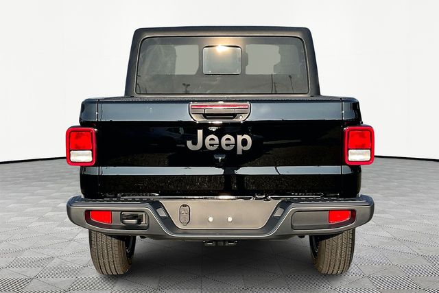 2025 Jeep Gladiator Sport S photo 4