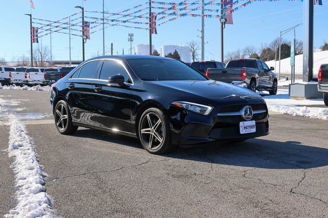 Used 2022 Black Mercedes-Benz A 220 image 1
