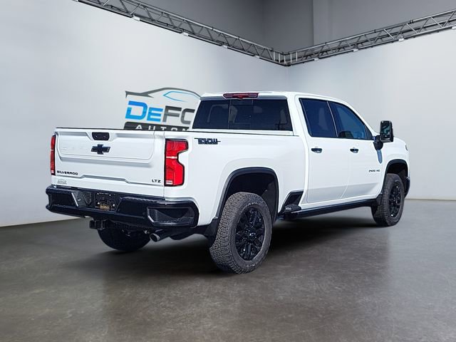 2026 Chevrolet Silverado 2500HD photo 3