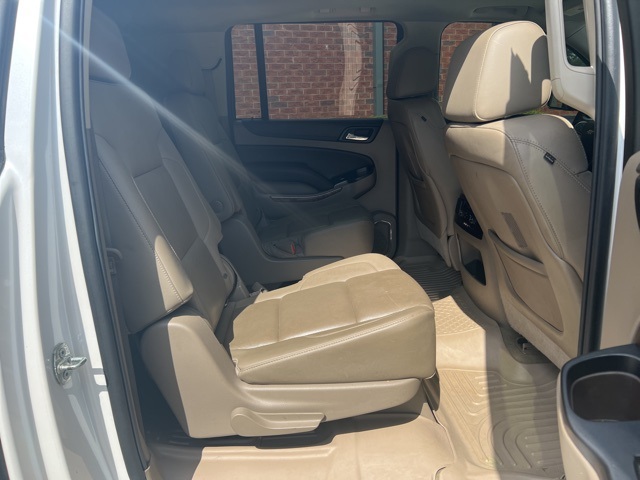 2016 Chevrolet Suburban LTZ photo 37