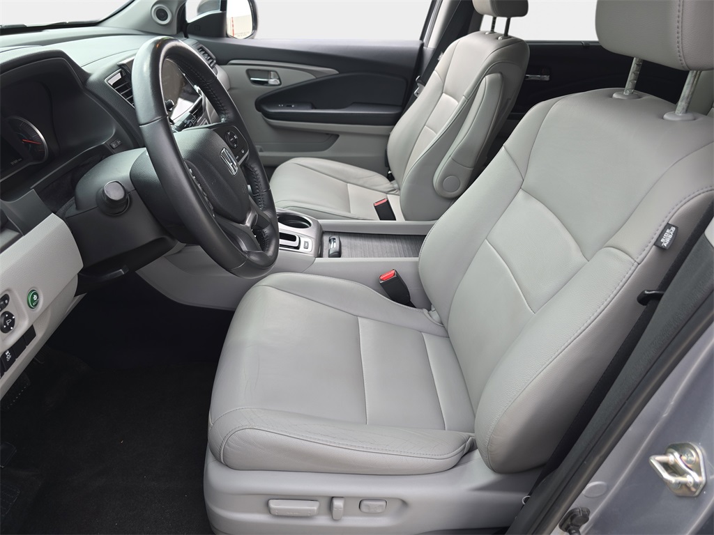 2019 Honda Pilot EX-L photo 17