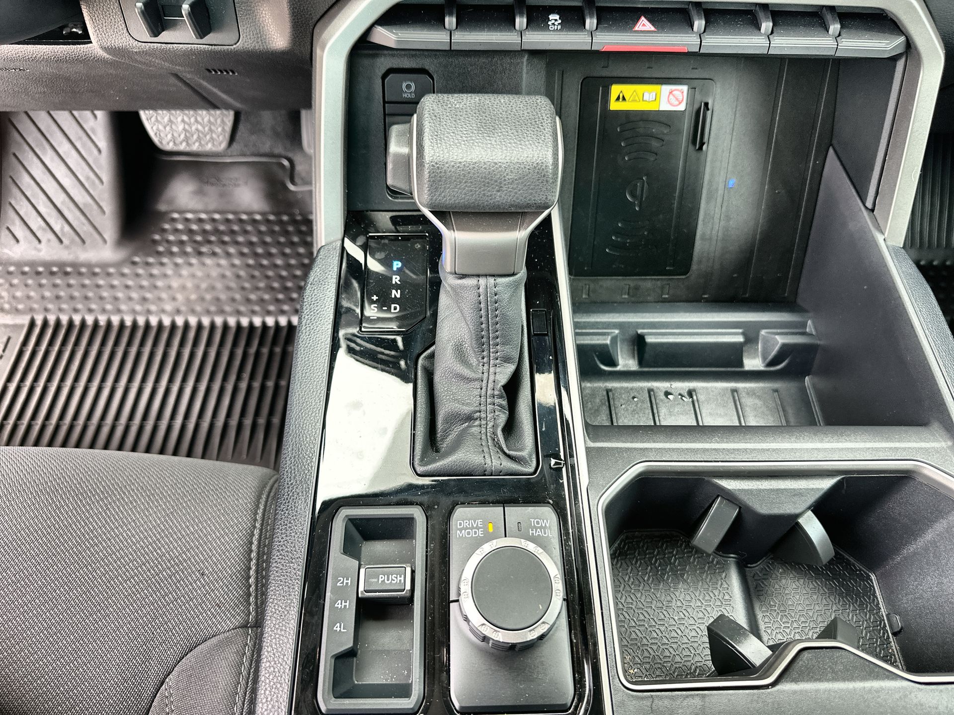 2024 Toyota Tundra SR5 photo 14