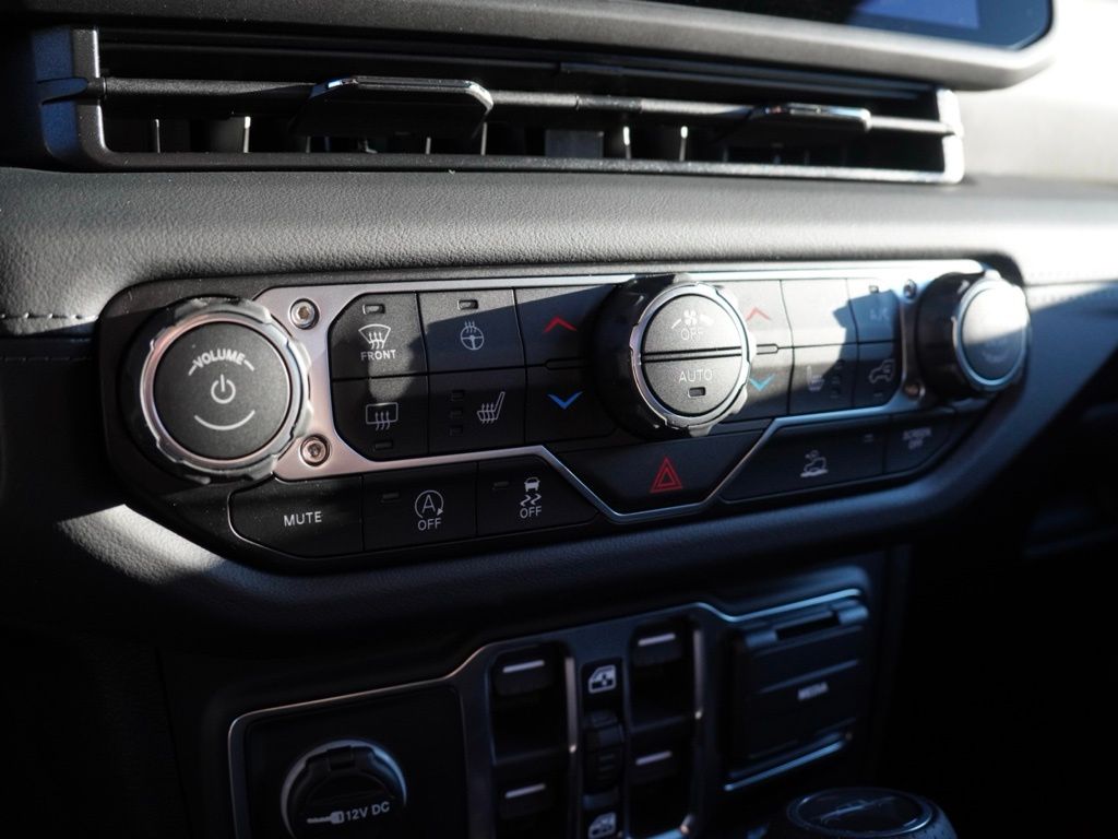 New 2026 41 Exterior Paint Jeep Mojave image 12