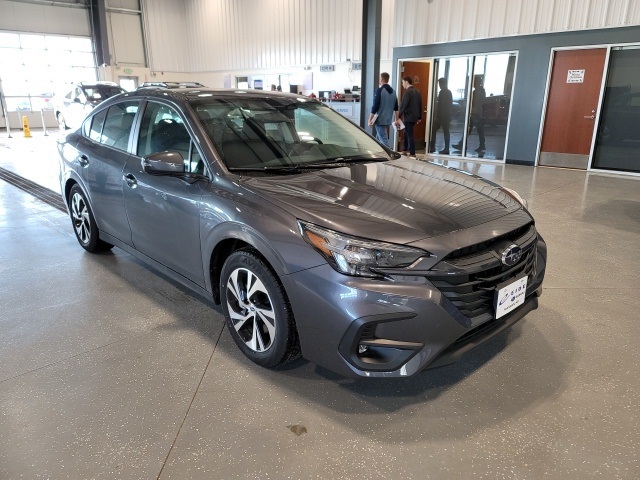 2025 Subaru Legacy Premium's photo