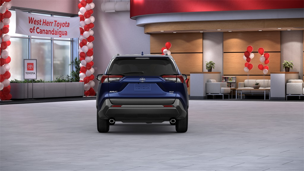 2025 Toyota RAV4 XLE photo 7