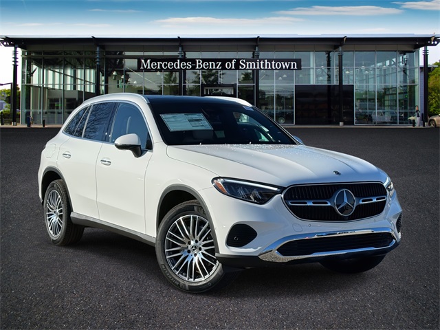 2026 Mercedes-Benz GLC Base's photo