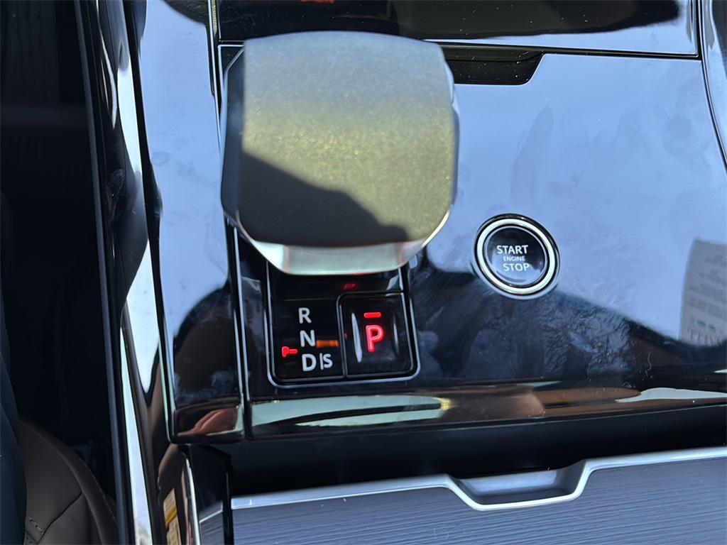 2025 Land Rover Range Rover Sport SE photo 19