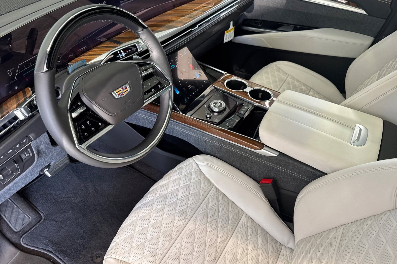 2025 Cadillac Escalade ESV Sport Platinum photo 9